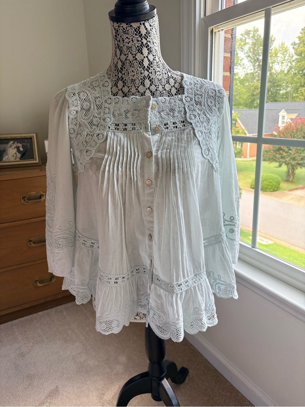 Farm Rio Light Blue Cotton Lace-Trim Embroidered Button Front Women's Top